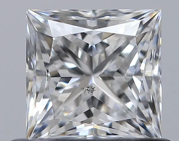 0.61ct PRINCESS E SI1 Natural diamond
