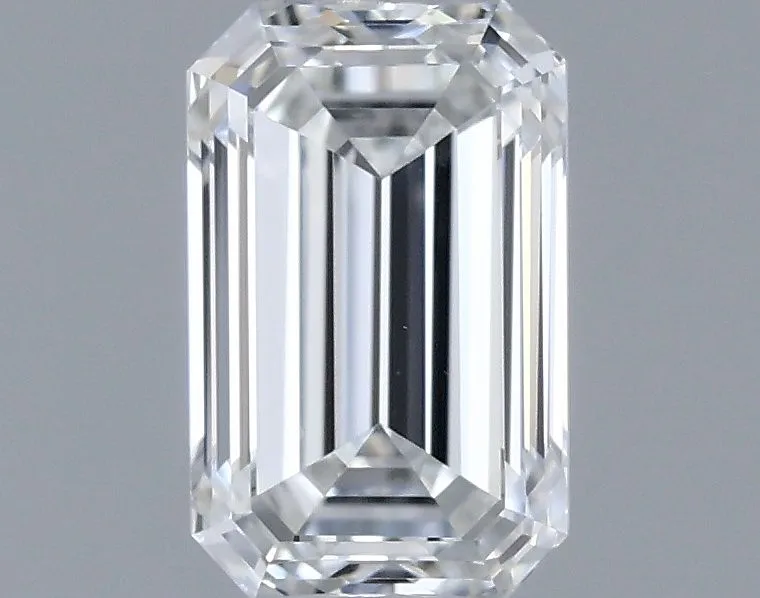 0.38ct EMERALD G VVS2 Natural diamond