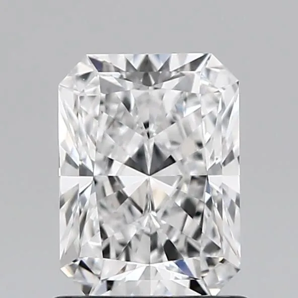 1.02ct RADIANT E VVS2 Natural diamond