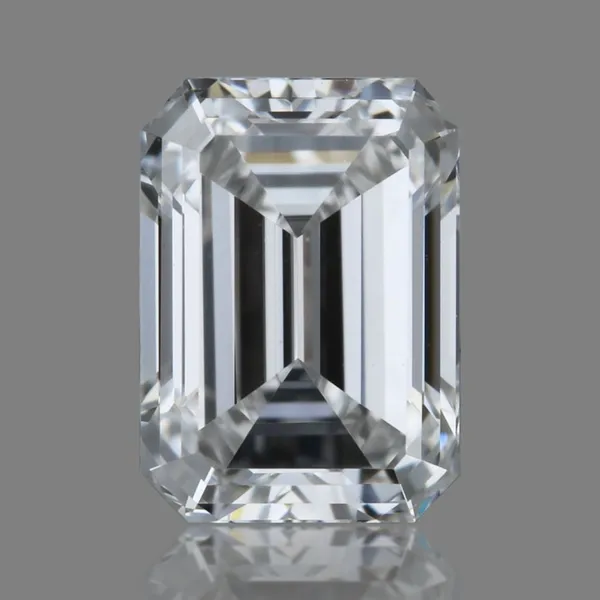 0.32ct EMERALD E VVS2 Natural diamond
