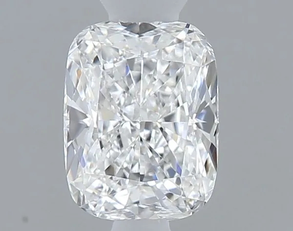 0.3ct CUSHION E VS1 Natural diamond