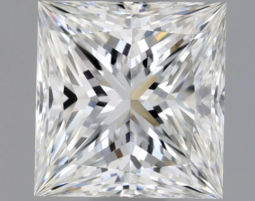 0.70ct PRINCESS G VVS2 Natural diamond
