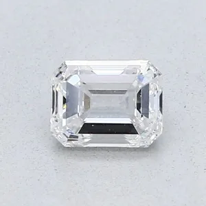 0.71ct EMERALD E VS1 Natural diamond