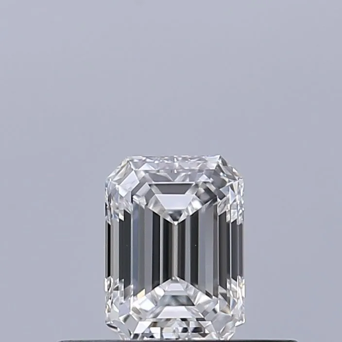 0.30ct EMERALD E VVS2 Natural diamond