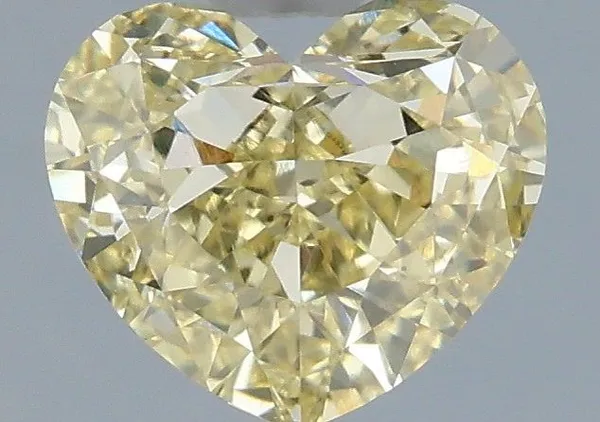 1.59ct HEART Fancy Yellow VS1 Coloured Lab diamond