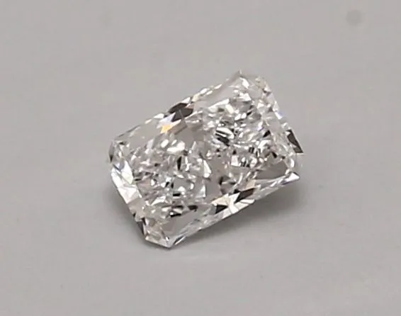 0.39ct RADIANT D VVS2 Lab Grown diamond