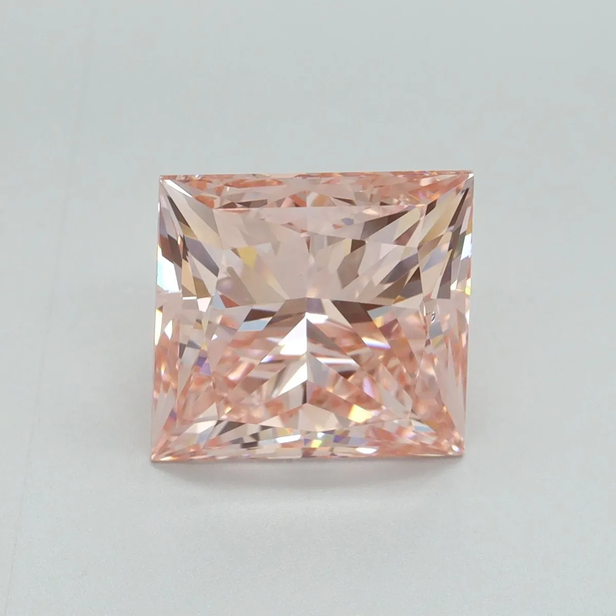 4.62ct PRINCESS Fancy Vivid Pink VS2 Coloured Lab diamond