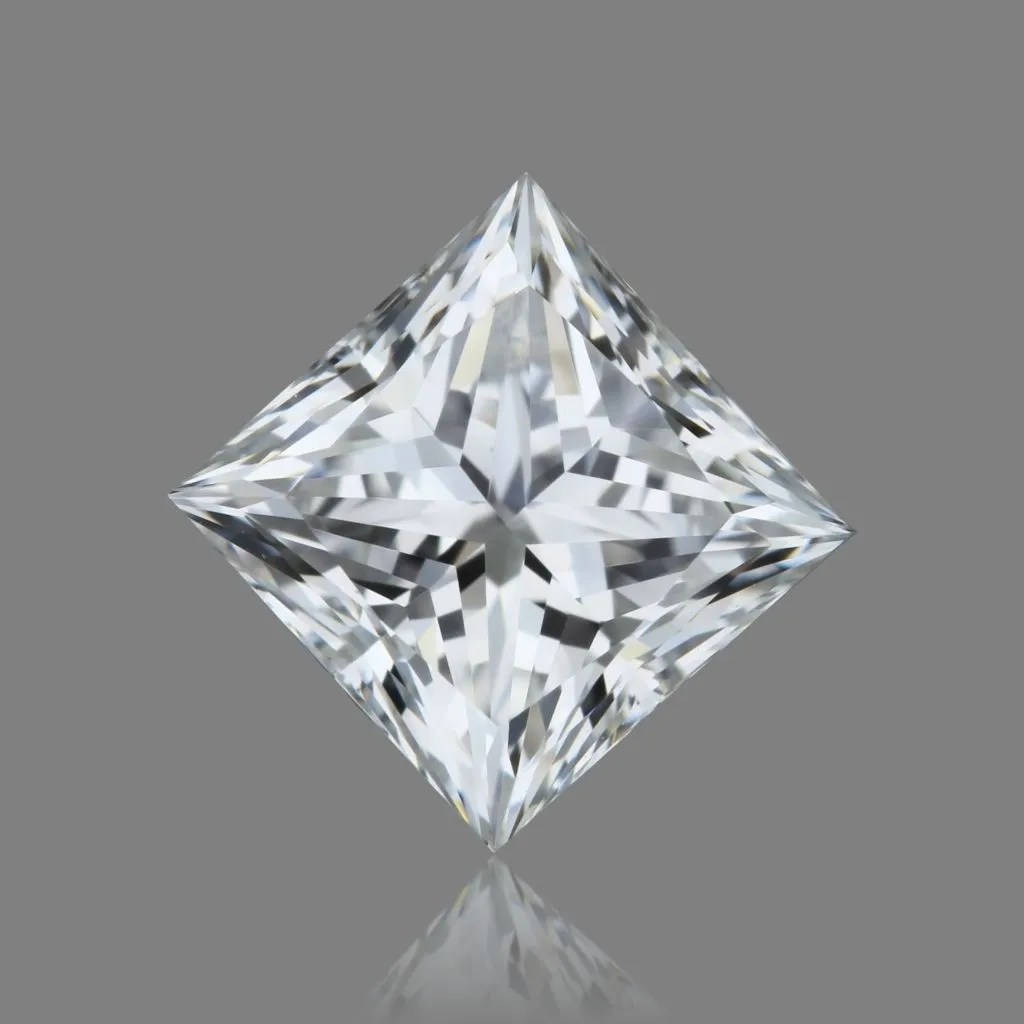 0.70ct PRINCESS F VVS2 Natural diamond