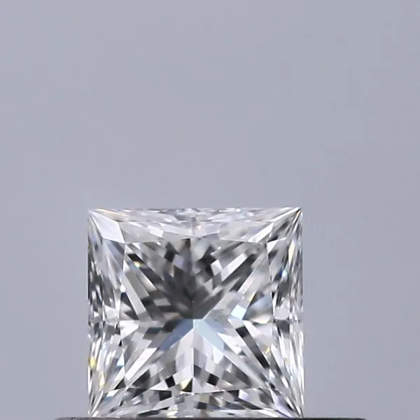 0.35ct PRINCESS E VVS1 Natural diamond