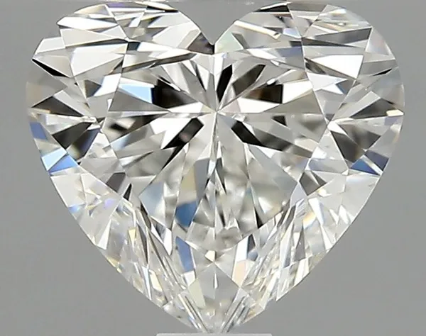 0.71ct HEART G VS2 Natural diamond