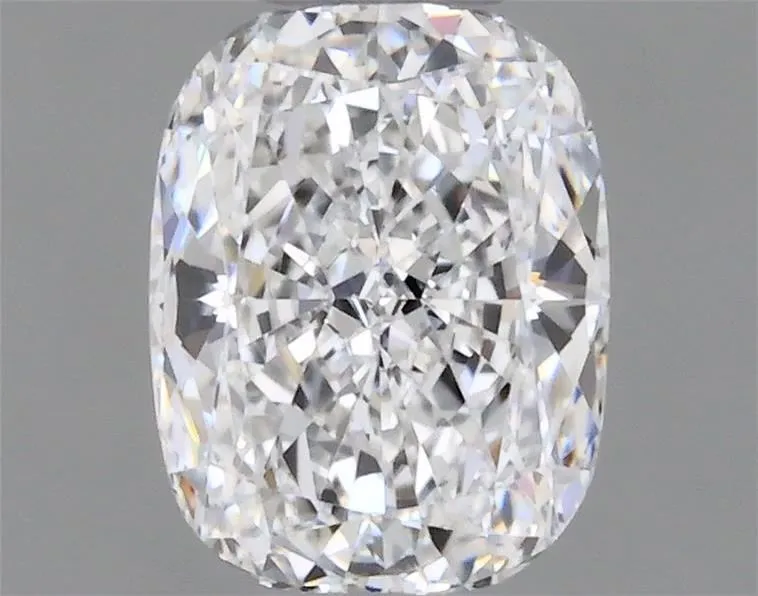 0.40ct CUSHION E VS1 Natural diamond