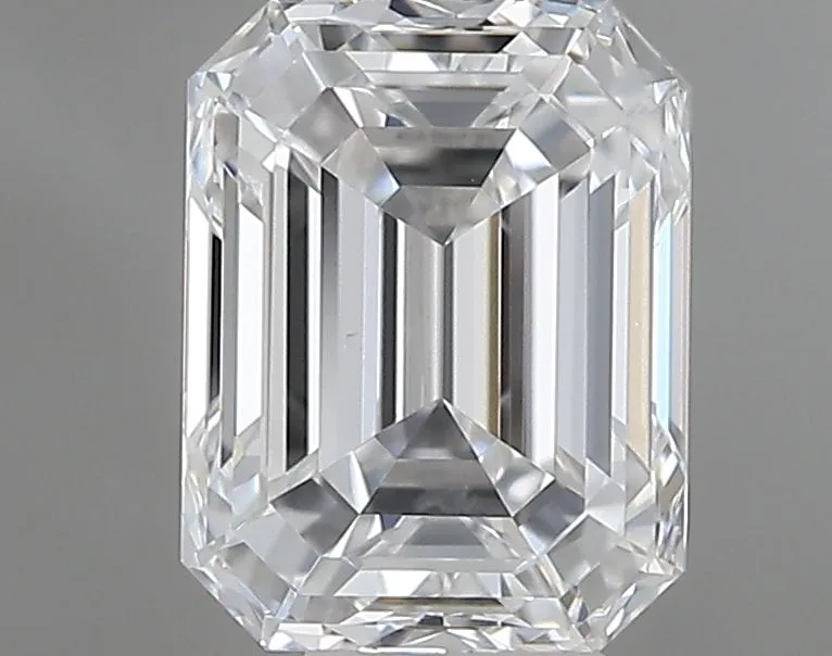 0.70ct EMERALD E VS2 Natural diamond