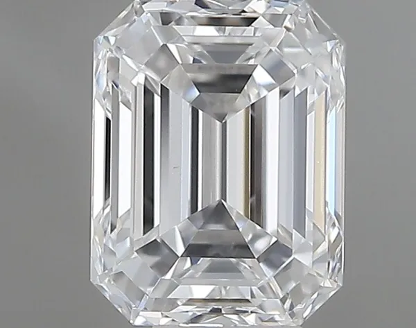 0.7ct EMERALD E VS2 Natural diamond