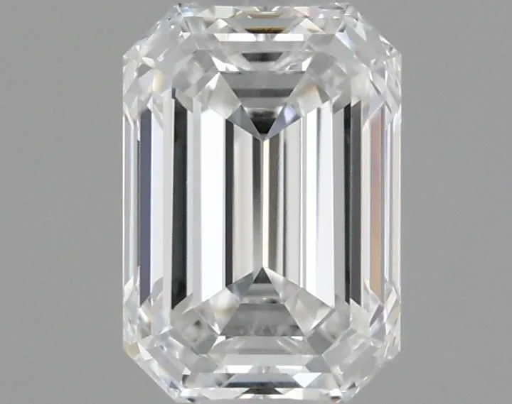0.45ct EMERALD F VVS2 Natural diamond