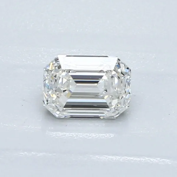 0.62ct EMERALD F VVS1 Natural diamond