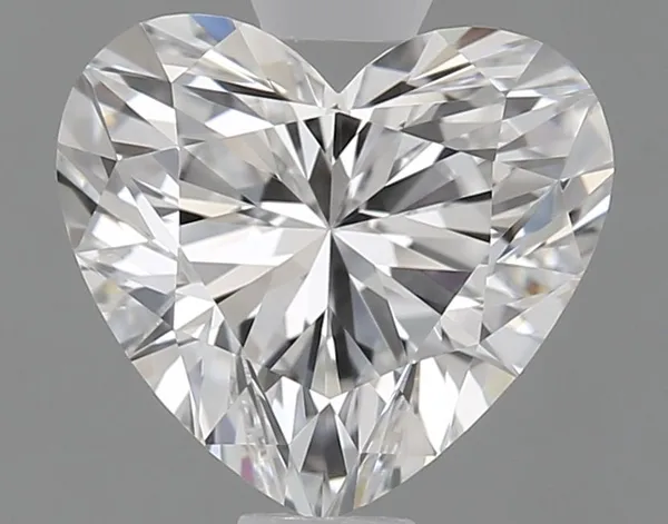 1.04ct HEART D VVS2 Lab diamond