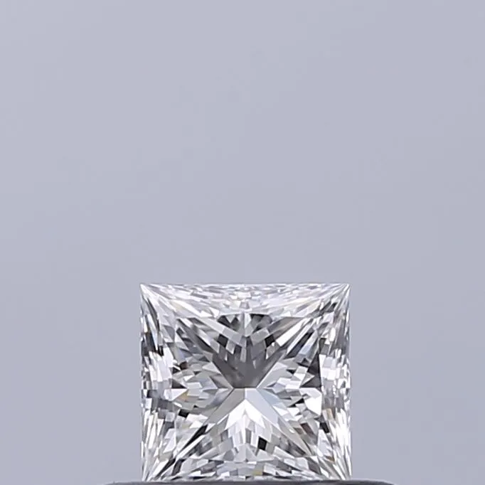 0.31ct PRINCESS D VVS1 Natural diamond