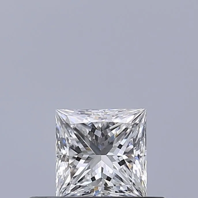 0.31ct PRINCESS D VVS1 Natural diamond