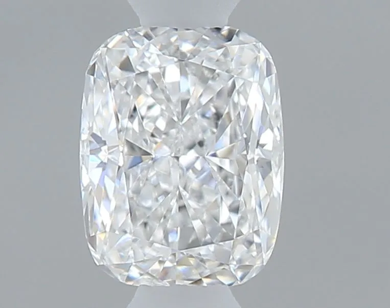 0.30ct CUSHION E VVS2 Natural diamond