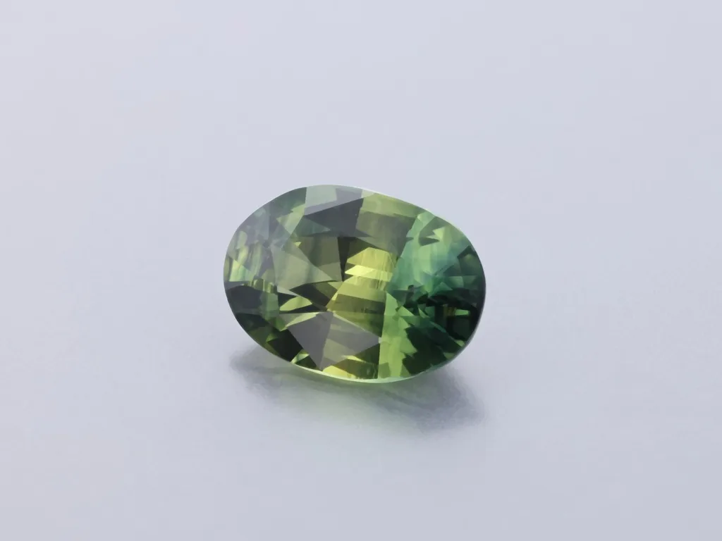 0.93ct Parti Sapphire, Oval gemstone