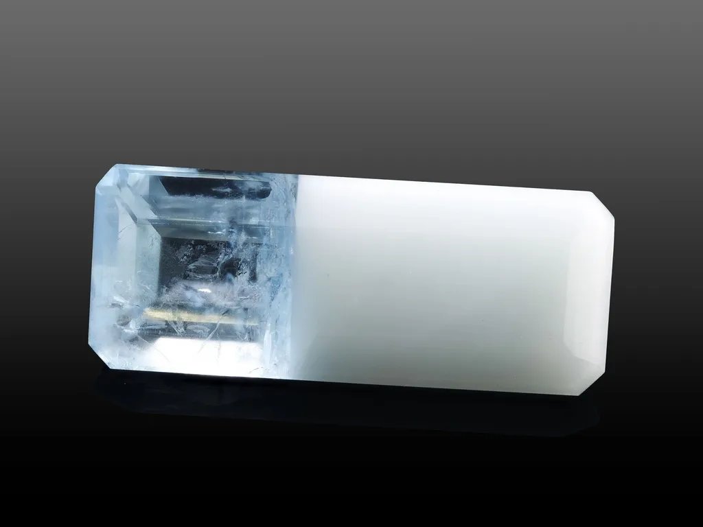 18.02ct Parti Aquamarine, Emerald Cut gemstone