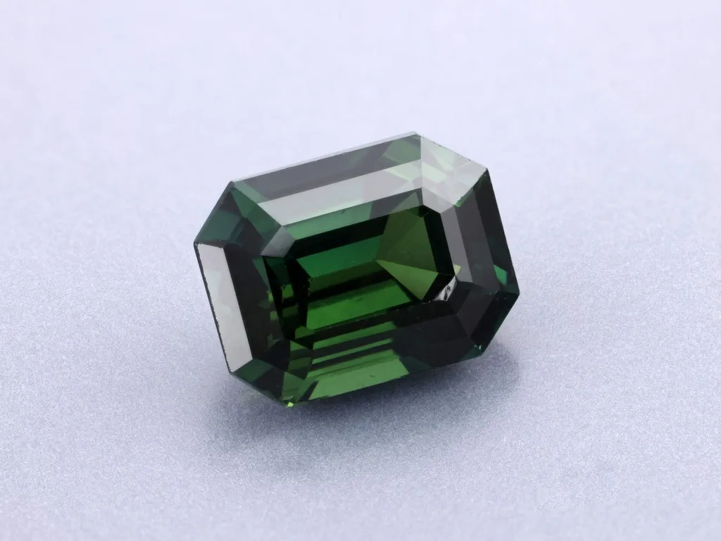 2ct Parti Sapphire, Emerald Cut gemstone