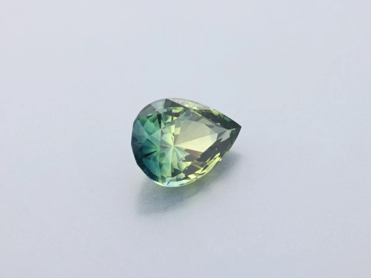 0.87ct Parti Sapphire, Pear Shape gemstone