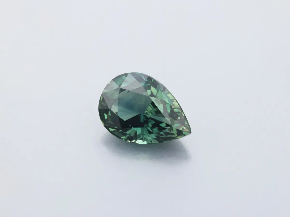 0.92ct Parti Sapphire, Pear Shape gemstone