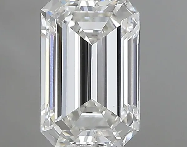 0.7ct EMERALD H VS1 Natural diamond