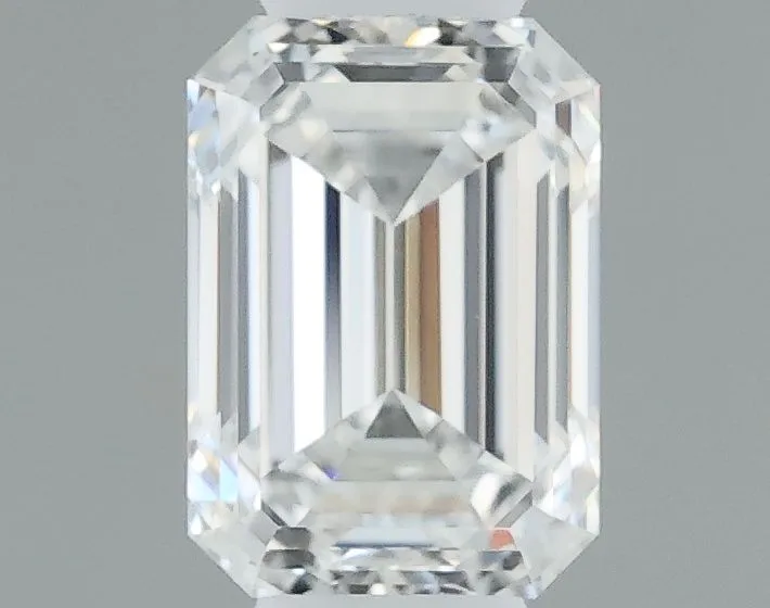 0.43ct EMERALD E VVS1 Natural diamond