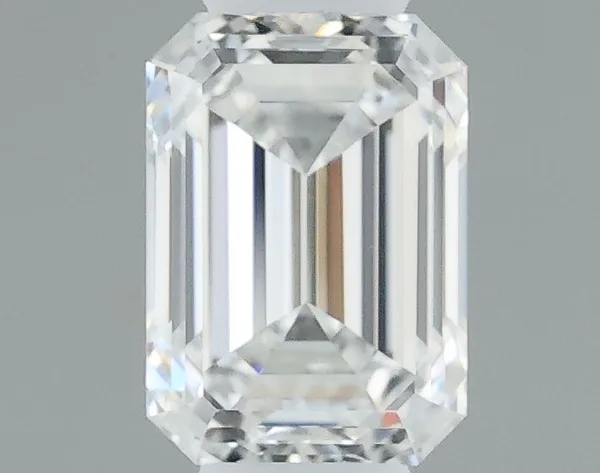 0.43ct EMERALD E VVS1 Natural diamond