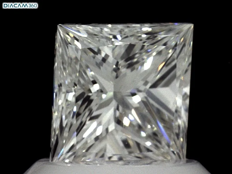 0.90ct PRINCESS H VS1 Natural diamond