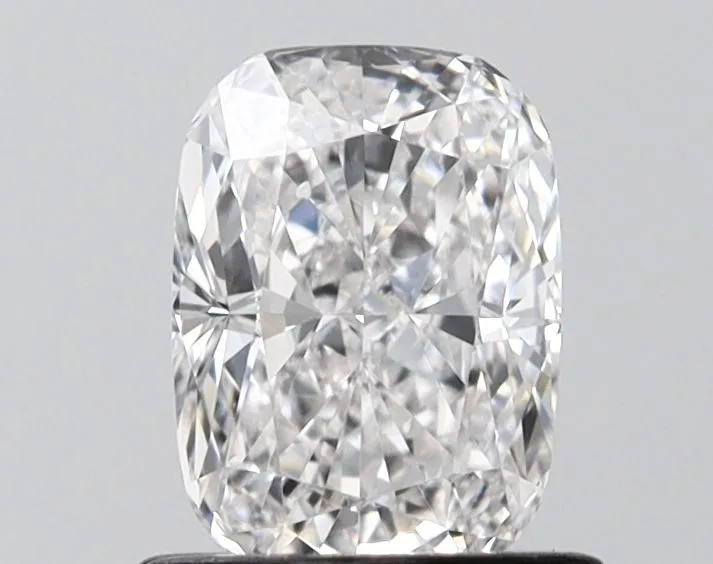 0.95ct CUSHION D VVS1 Lab Grown diamond