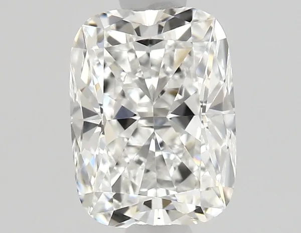 0.61ct CUSHION E VVS1 Natural diamond