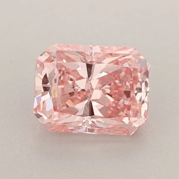 1.04ct RADIANT Fancy Vivid Pink VS1 Coloured Lab diamond