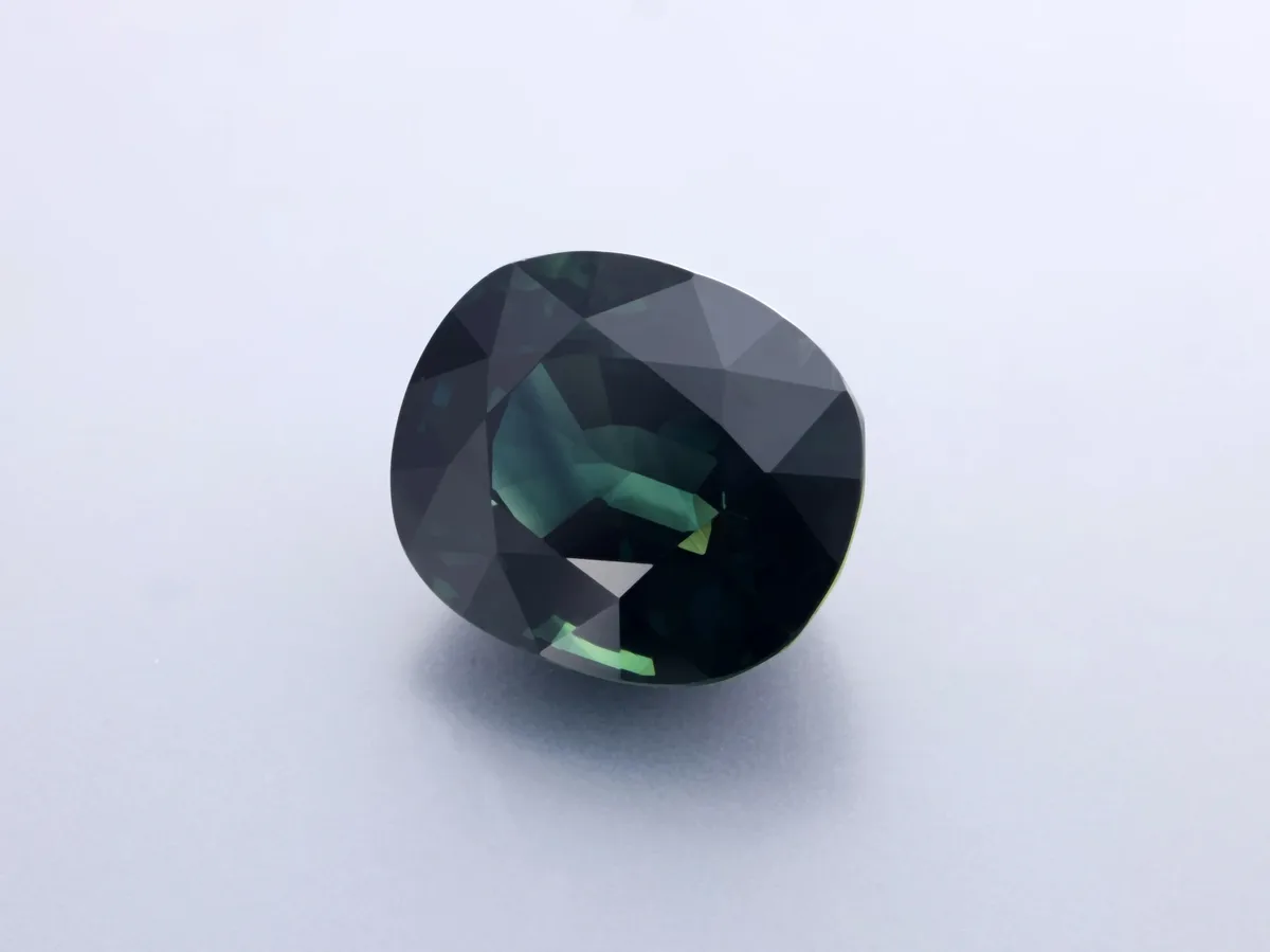 8.53ct Parti Sapphire, Cushion gemstone