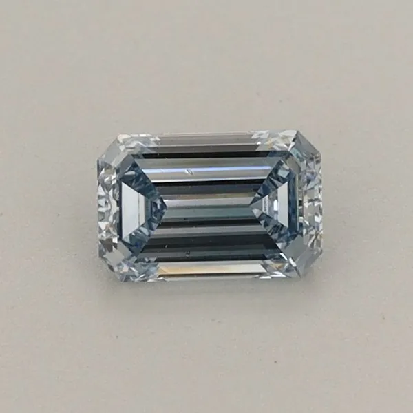 0.39ct EMERALD Fancy Light Blue VS2 Coloured Lab diamond