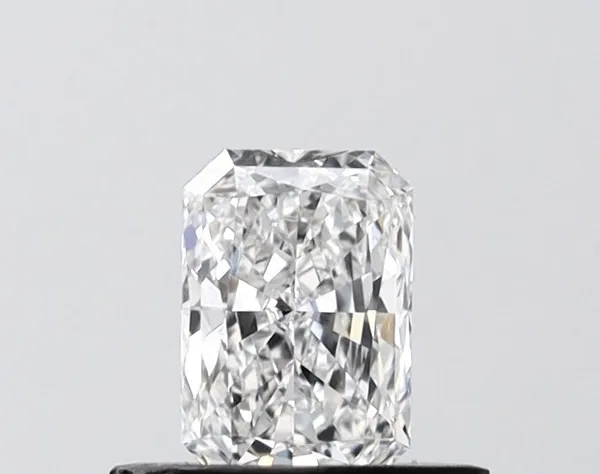 0.51ct RADIANT E VVS2 Lab diamond