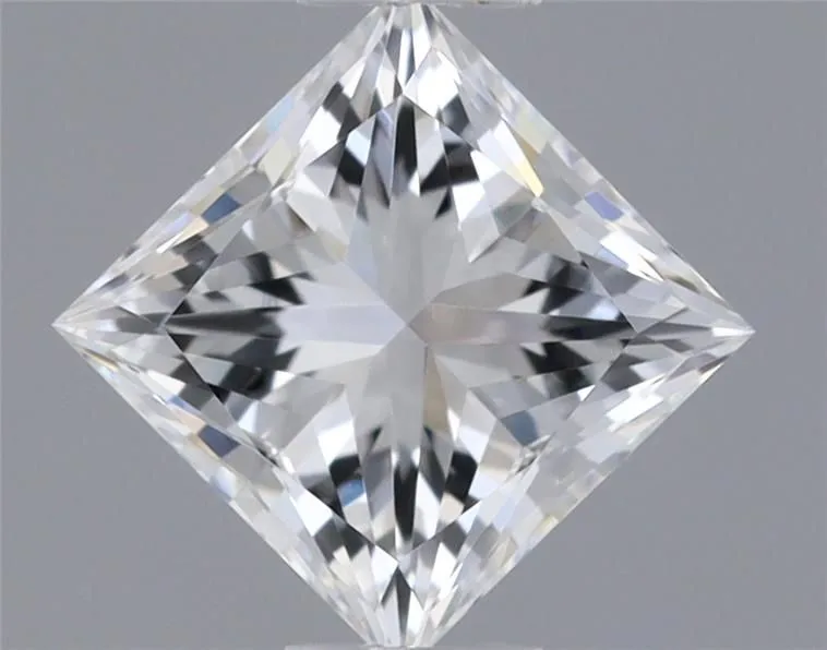 0.39ct PRINCESS F VVS2 Natural diamond