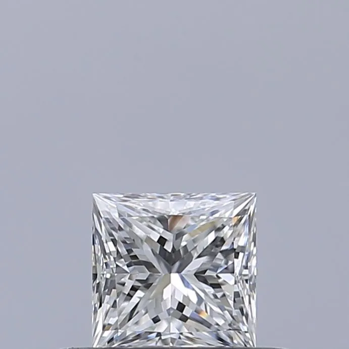 0.30ct PRINCESS D VVS1 Natural diamond