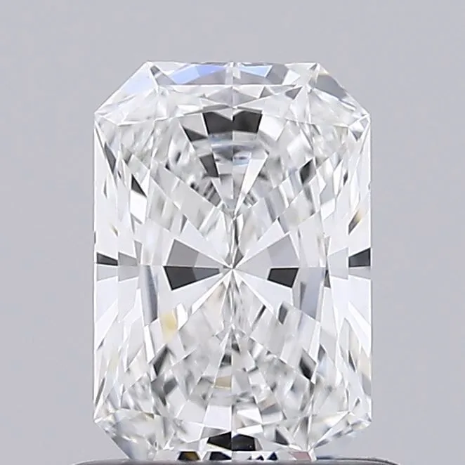 0.69ct RADIANT E VVS2 Lab Grown diamond