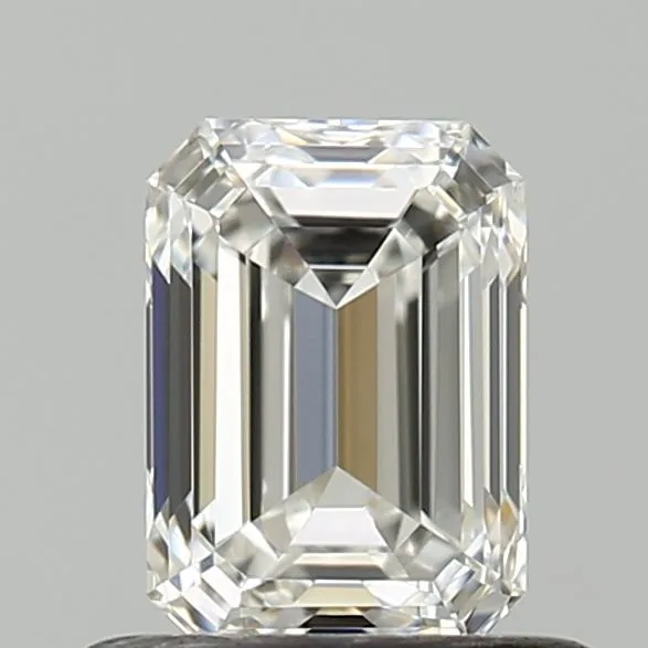 0.66ct EMERALD G IF Natural diamond