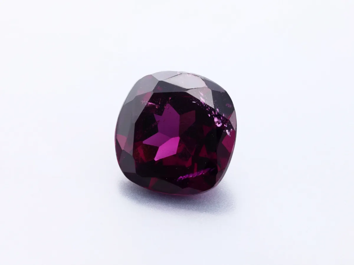 3.39ct Purple Garnet, Cushion gemstone
