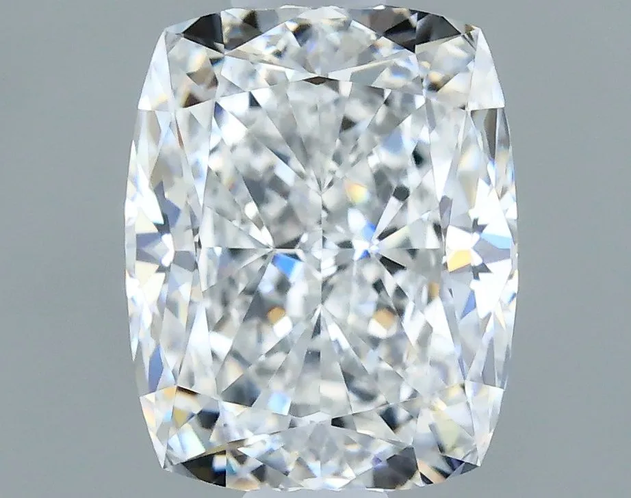 0.80ct CUSHION E VS1 Natural diamond