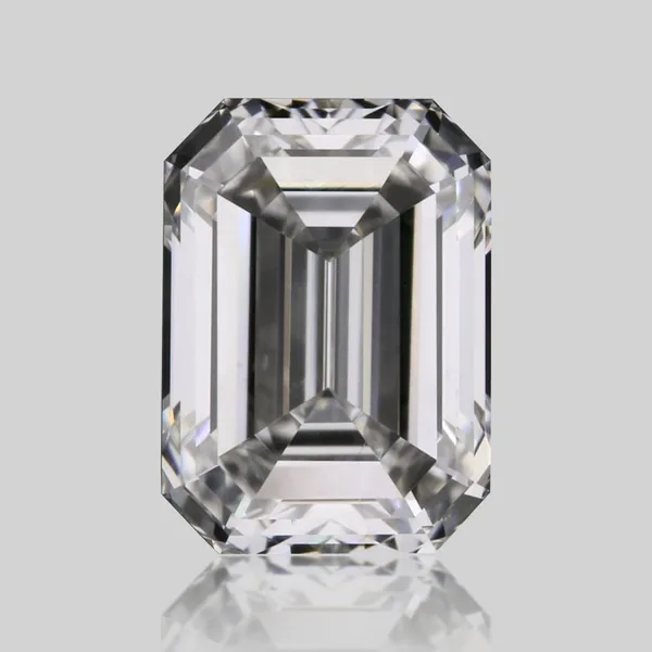 0.38ct EMERALD F VS2 Natural diamond