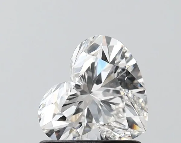 1.02ct HEART F VS1 Lab diamond