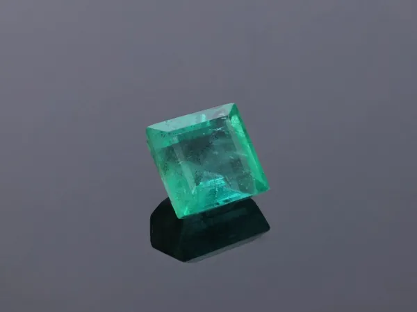 0.34ct Green Emerald, Square cut gemstone