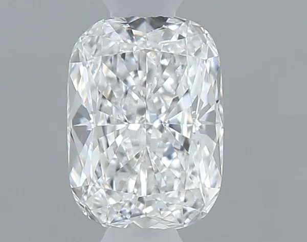 0.31ct CUSHION E VS1 Natural diamond