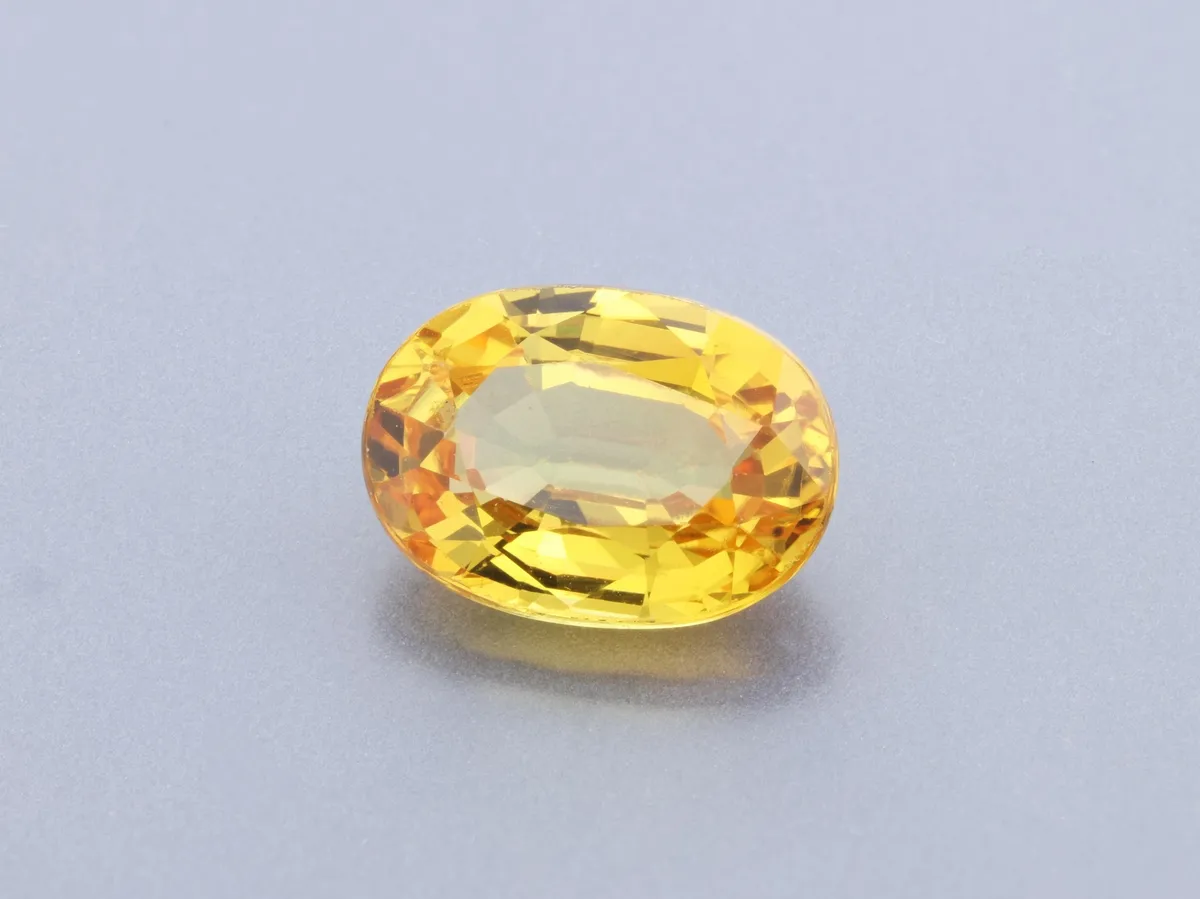 1.1ct Yellow Sapphire, Oval gemstone