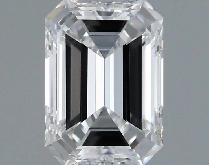 0.48ct EMERALD E VVS2 Natural diamond